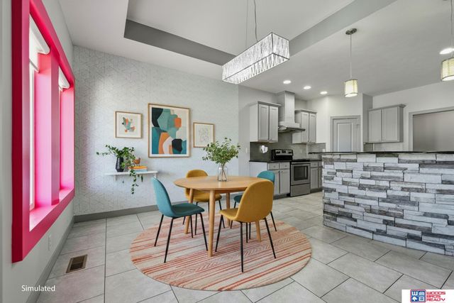 1121 N 97th Street, Lincoln, NE 68505