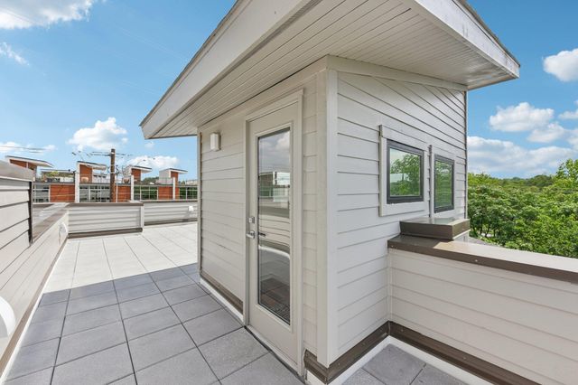 2300 S 5th ST E, Austin, TX 78704
