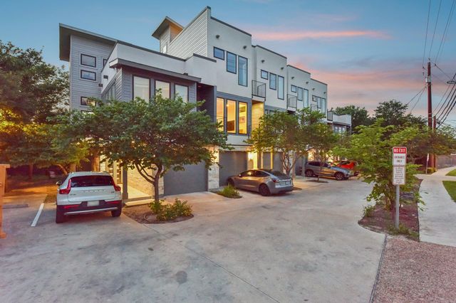 2300 S 5th ST E, Austin, TX 78704