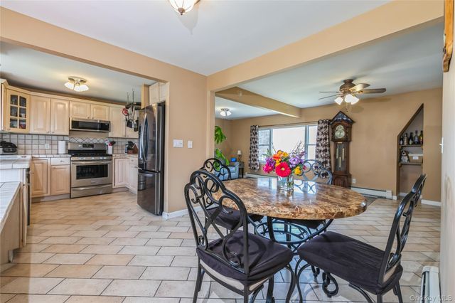 146 Swezey Lane, Middle Island, NY 11953
