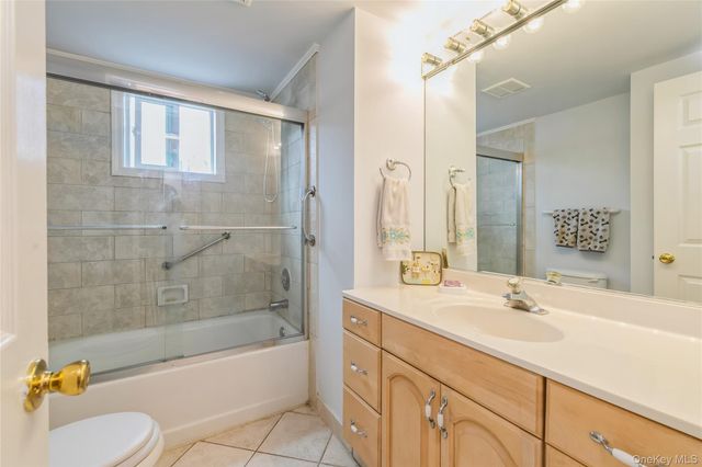 146 Swezey Lane, Middle Island, NY 11953
