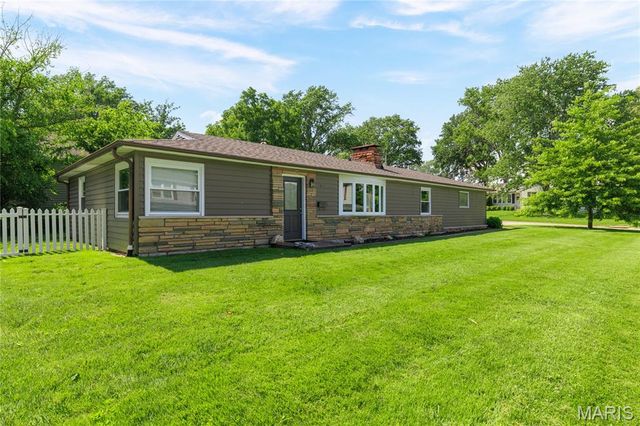 1503 Wexford Avenue, Webster Groves, MO 63119