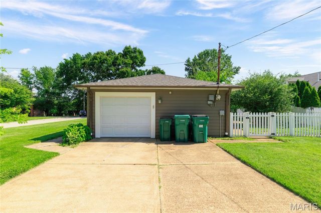 1503 Wexford Avenue, Webster Groves, MO 63119