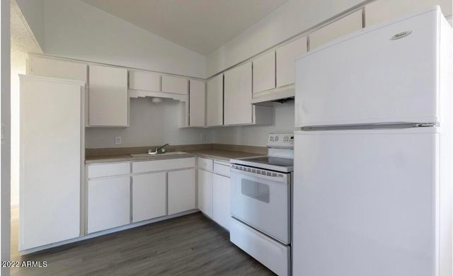 2020 W Hayward Avenue Apt 25, Phoenix, AZ 85021