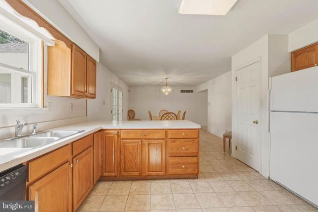 957 GOLDA LN, Vineland, NJ 08361