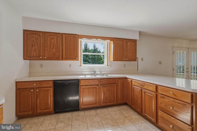 957 GOLDA LN, Vineland, NJ 08361