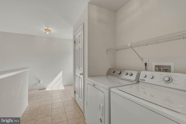 957 GOLDA LN, Vineland, NJ 08361