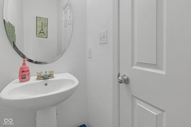 11185 Guy Street, Fishers, IN 46038