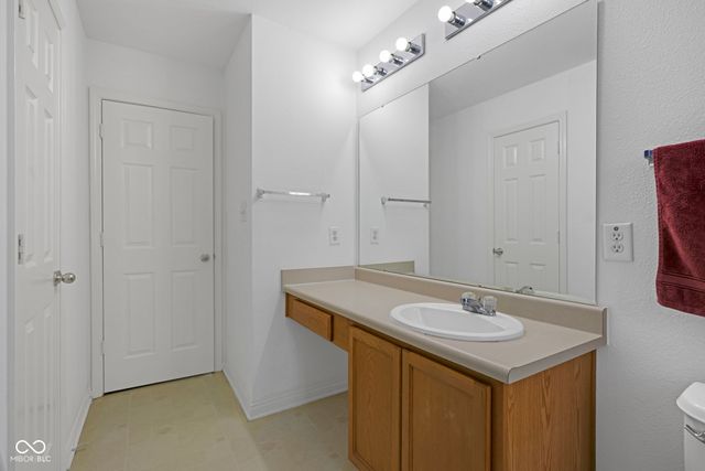 11185 Guy Street, Fishers, IN 46038