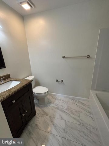 2900 MADEIRA CT, Woodbridge, VA 22192