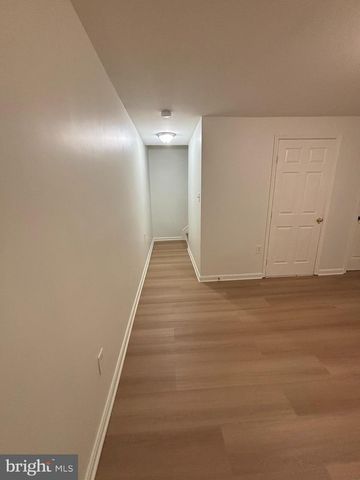 2900 MADEIRA CT, Woodbridge, VA 22192