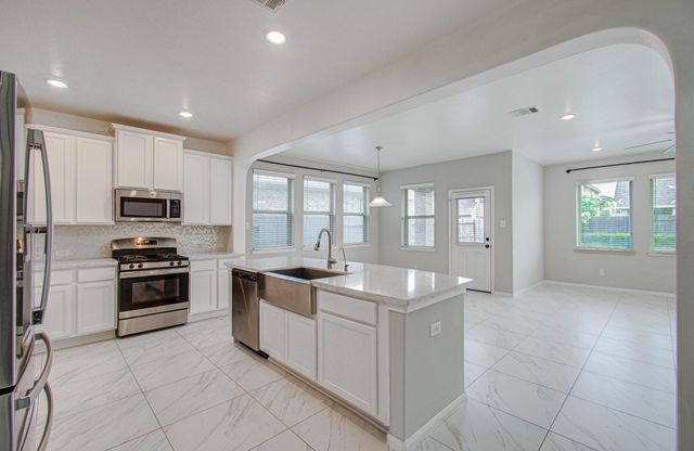 3014 Roberta Sue Drive, Missouri City, TX 77459