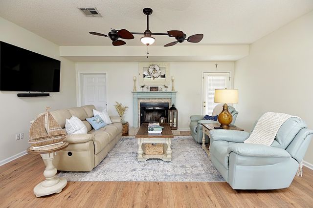 418 Gaynell Drive, Houma, LA 70364