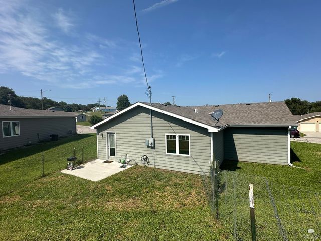 113 Allen Hill Drive, Ogden, KS 66517