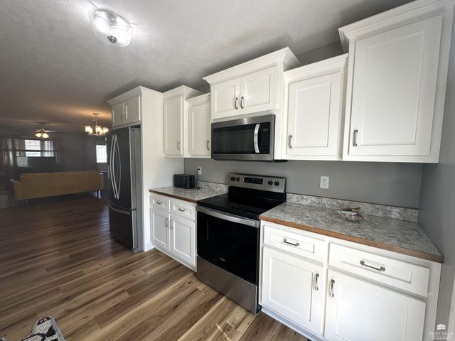 113 Allen Hill Drive, Ogden, KS 66517