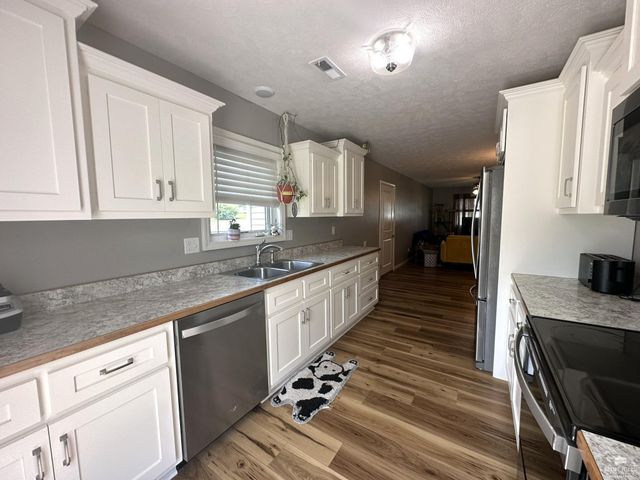 113 Allen Hill Drive, Ogden, KS 66517