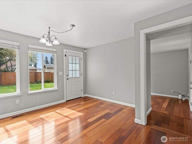 1027 SW 348th Place, Federal Way, WA 98023