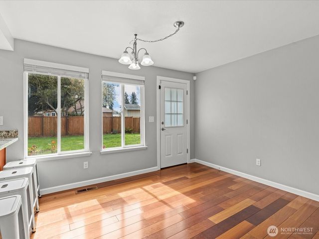 1027 SW 348th Place, Federal Way, WA 98023