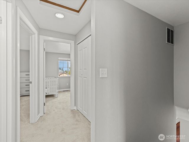 1027 SW 348th Place, Federal Way, WA 98023