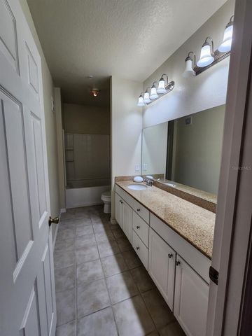 142 SOUTHERN PECAN CIRCLE 204, Winter Garden, FL 34787