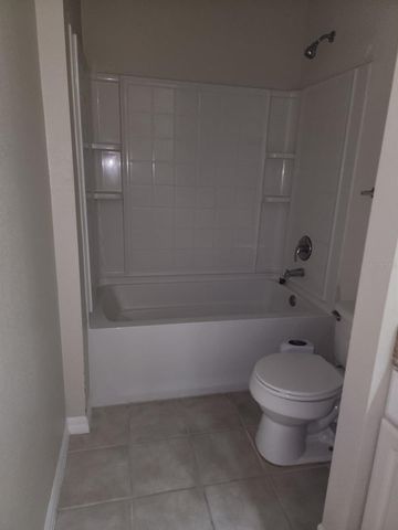 142 SOUTHERN PECAN CIRCLE 204, Winter Garden, FL 34787