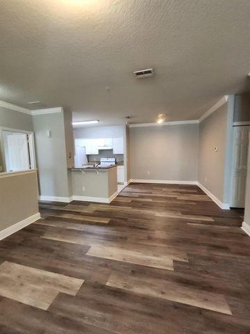 142 SOUTHERN PECAN CIRCLE 204, Winter Garden, FL 34787