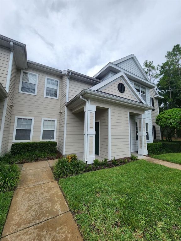 142 SOUTHERN PECAN CIRCLE 204, Winter Garden, FL 34787