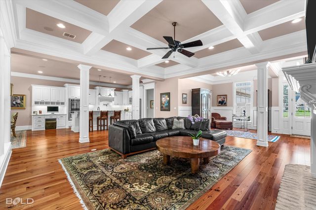 1062 Rochel Drive, Shreveport, LA 71115
