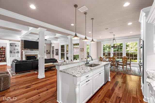 1062 Rochel Drive, Shreveport, LA 71115