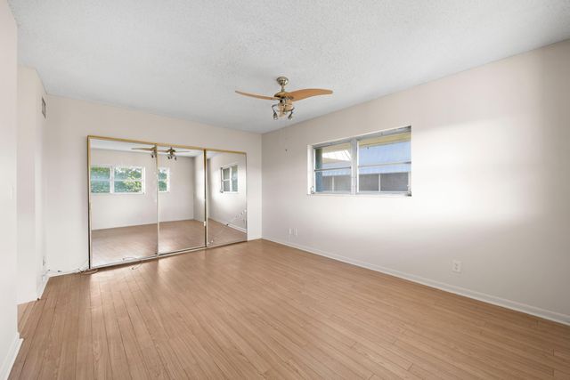 2980 Riverside Drive 324-3, Coral Springs, FL 33065