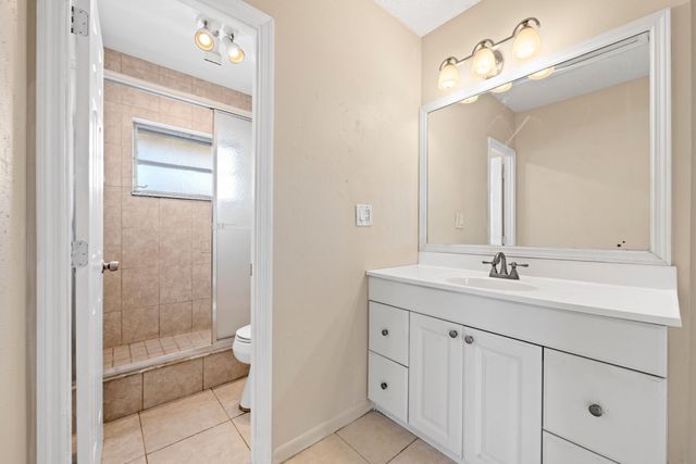 2980 Riverside Drive 324-3, Coral Springs, FL 33065