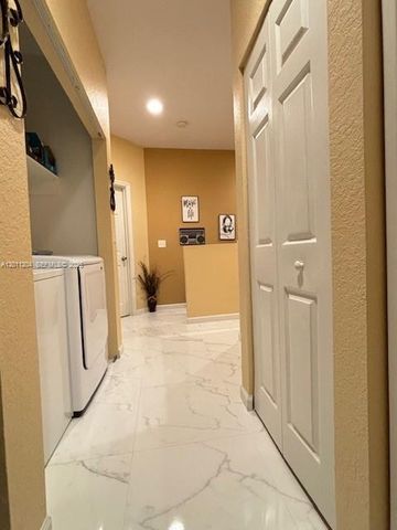 641 NE 21st Ter, Homestead, FL 33033