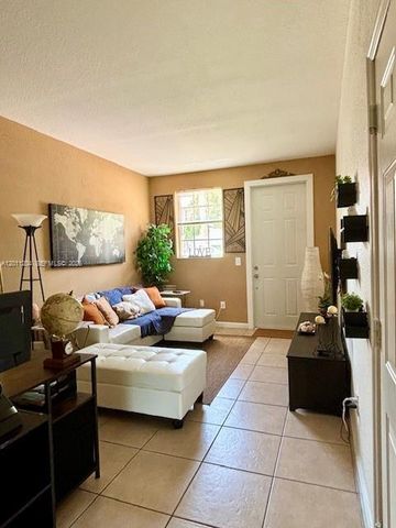 641 NE 21st Ter, Homestead, FL 33033