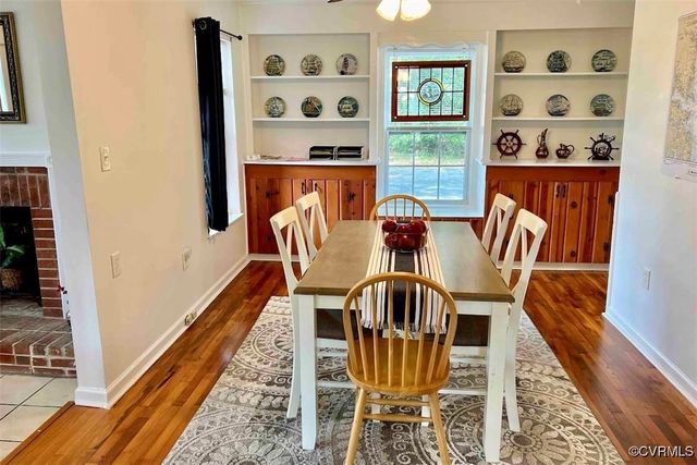 16527 General Puller Hwy, Deltaville, VA 23043