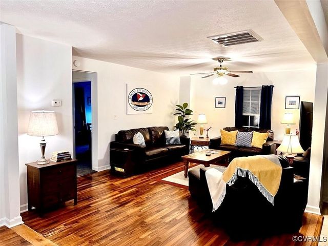 16527 General Puller Hwy, Deltaville, VA 23043