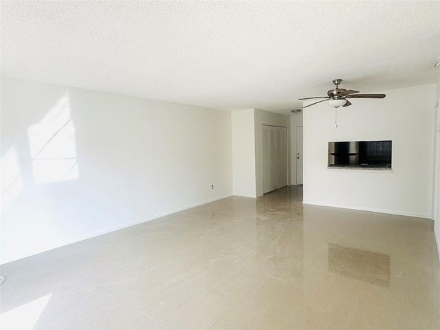 4848 NW 24th Court 330, Lauderdale Lakes, FL 33313