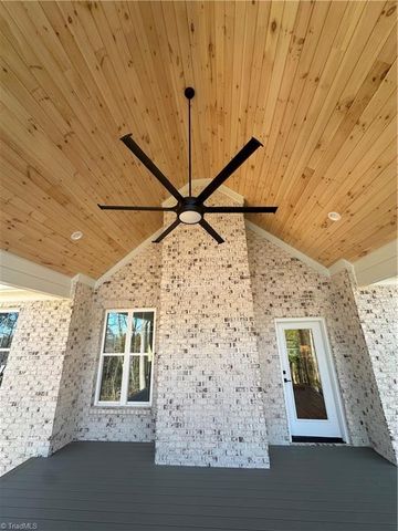 280 Dyna Drive, Lexington, NC 27295