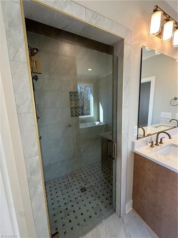 280 Dyna Drive, Lexington, NC 27295