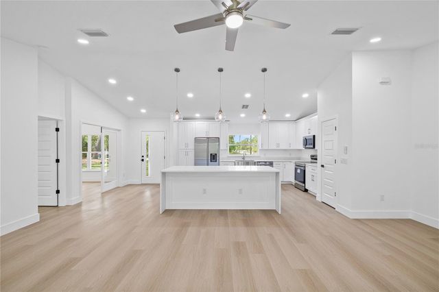 8157 N VOYAGER DRIVE, Citrus Springs, FL 34433