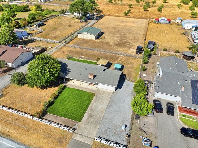 14780 Columbet Avenue, San Martin, CA 95046