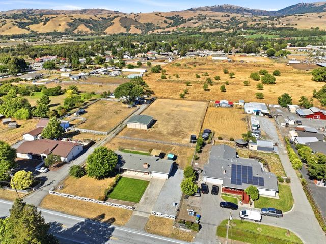 14780 Columbet Avenue, San Martin, CA 95046