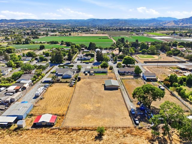 14780 Columbet Avenue, San Martin, CA 95046