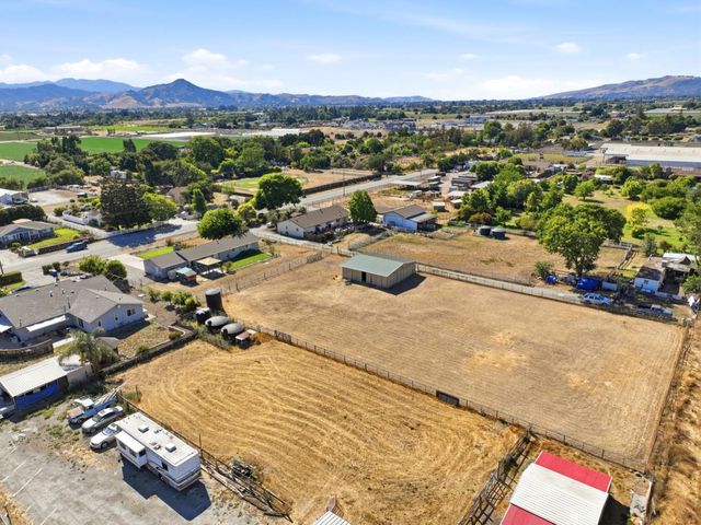 14780 Columbet Avenue, San Martin, CA 95046