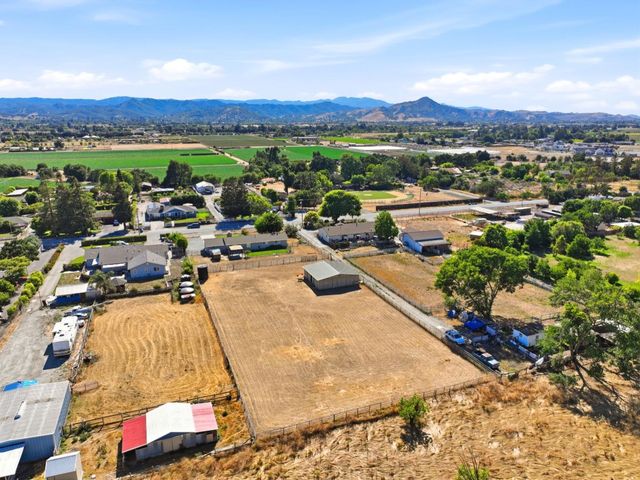 14780 Columbet Avenue, San Martin, CA 95046