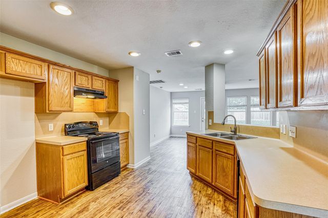 9410 Stoneridge Canyon Lane, Houston, TX 77089
