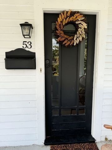 53 Thompson St 53, Amesbury, MA 01913