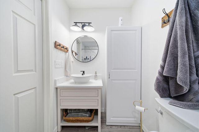 10023 Sweet Gum Lane, Baytown, TX 77521