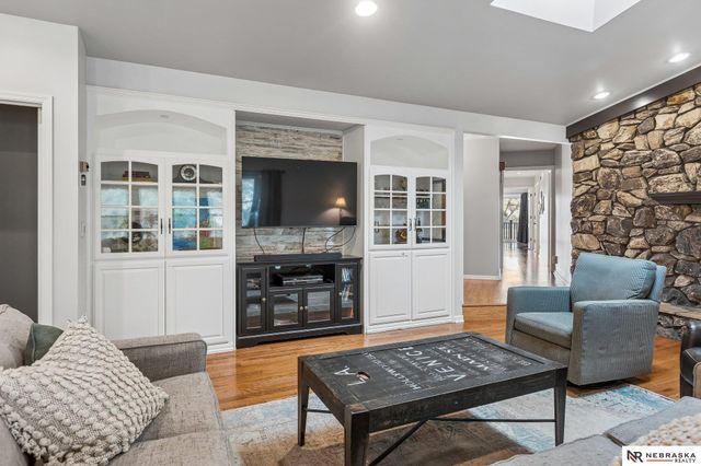 5626 S 125th Circle, Omaha, NE 68137