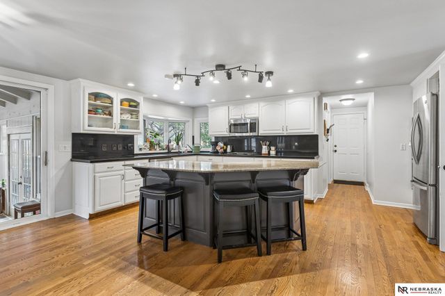 5626 S 125th Circle, Omaha, NE 68137