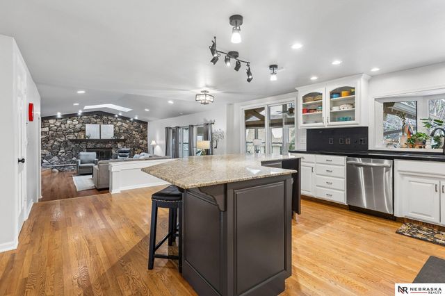 5626 S 125th Circle, Omaha, NE 68137